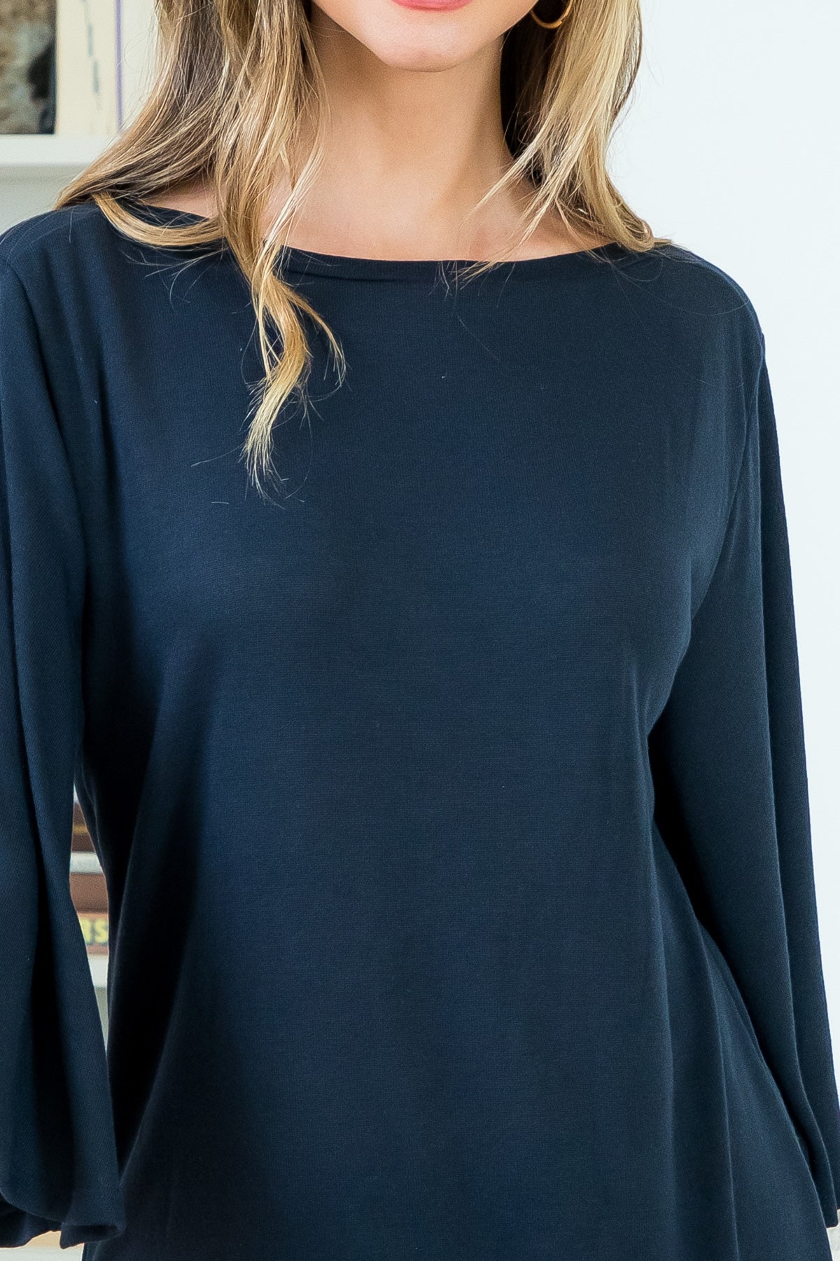 BELL SLEEVED SOLID HACCI TOP