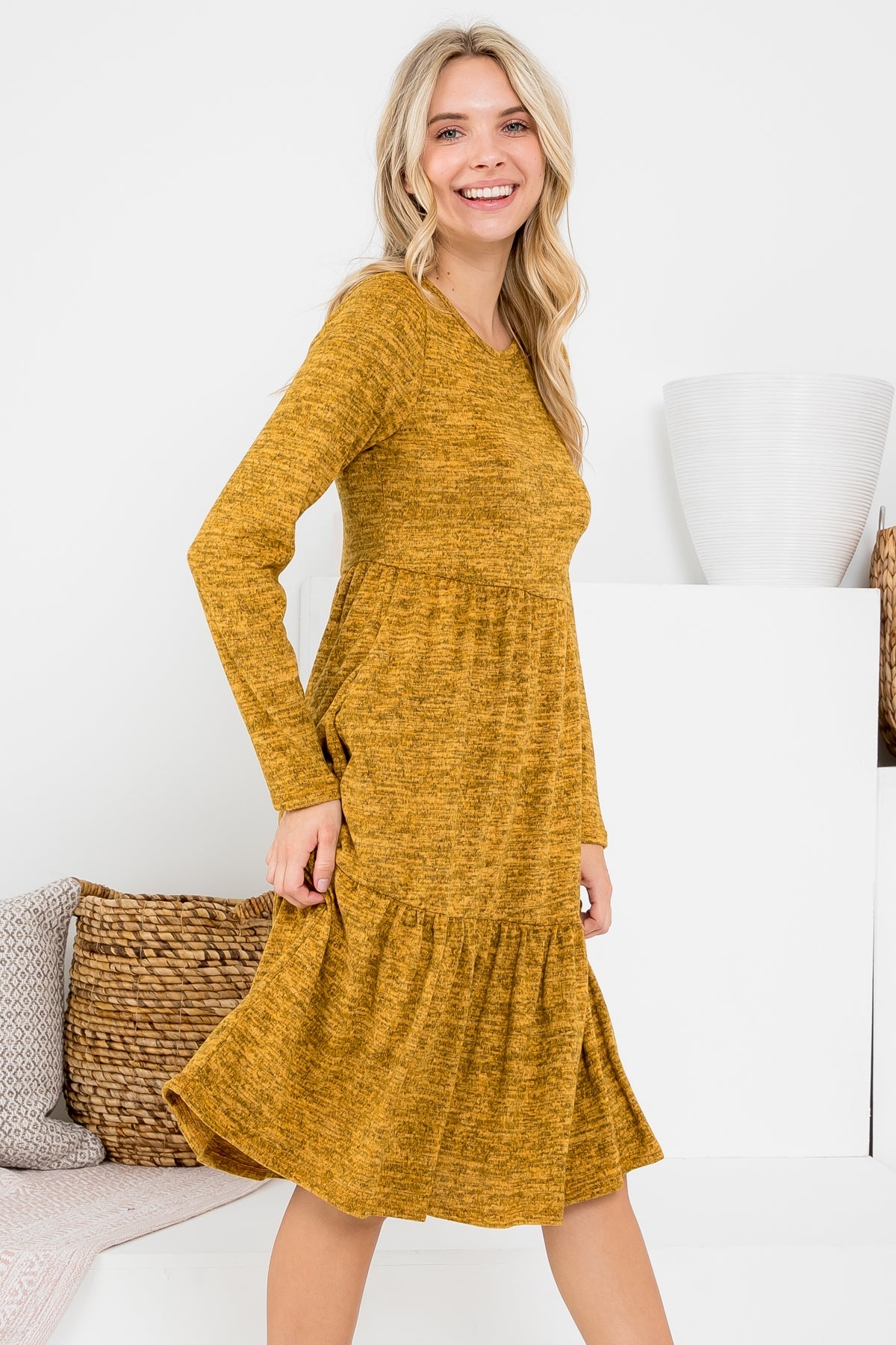 BRUSHED HACCI TIERED POCKET DRESS