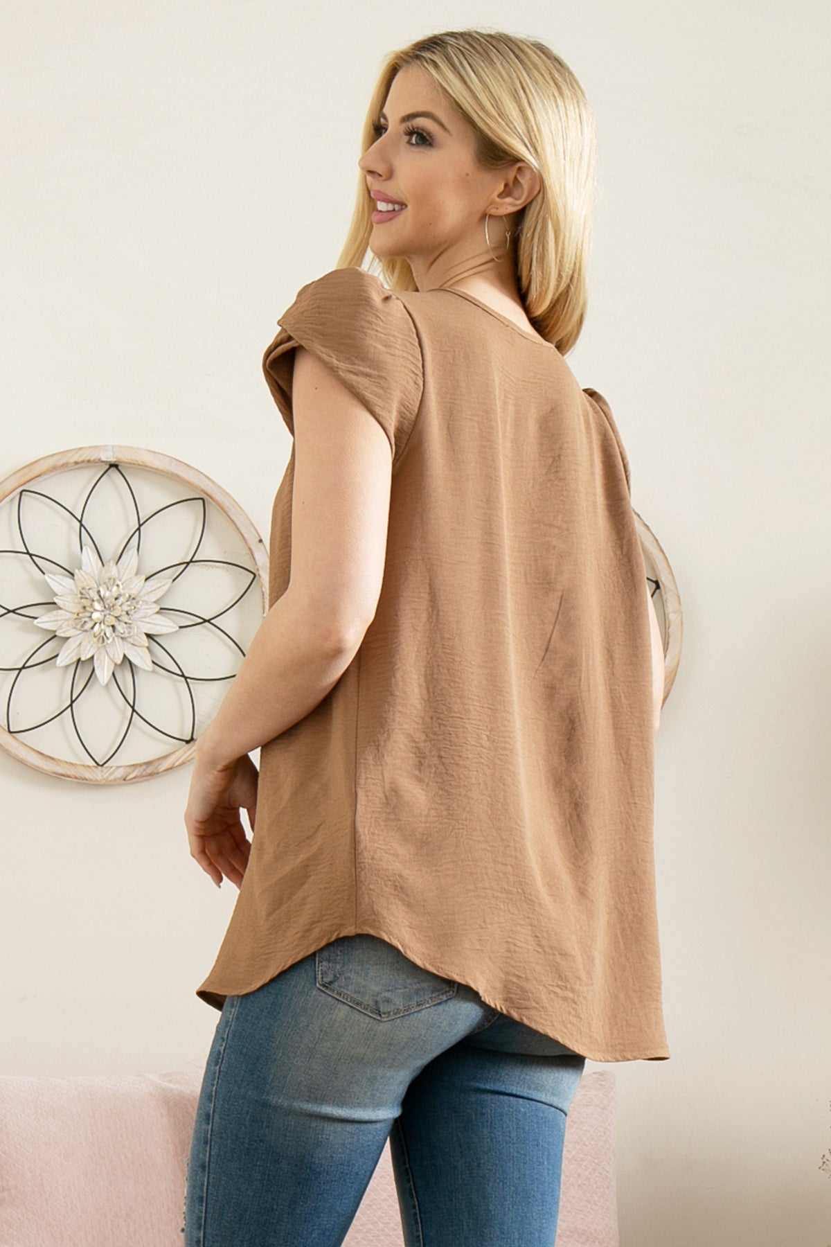 YMT20050X-PLUS SIZE TULIP SLEEVE PLEATED WOVEN TOP 3-2-1