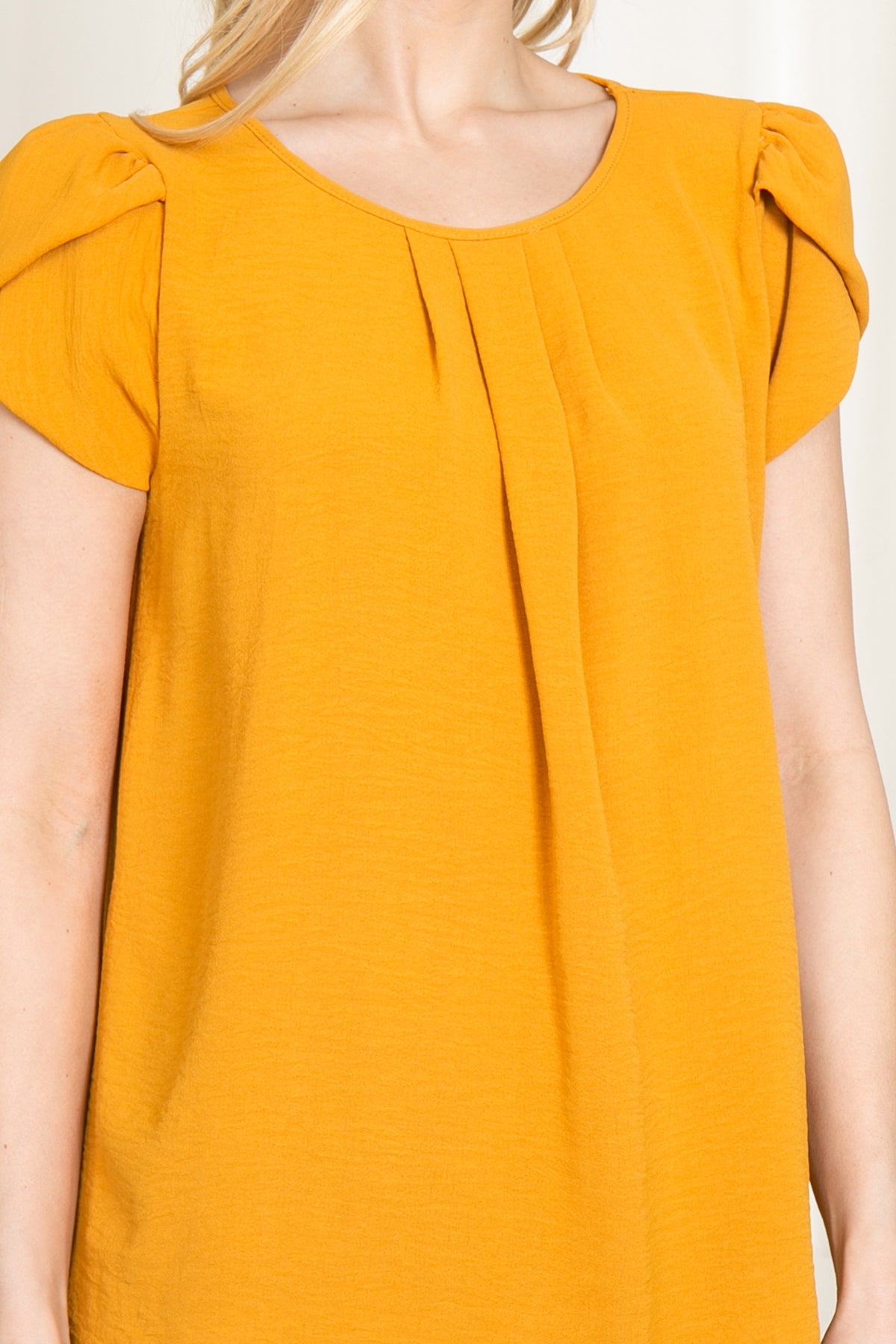 YMT20050X-PLUS SIZE TULIP SLEEVE PLEATED WOVEN TOP 3-2-1